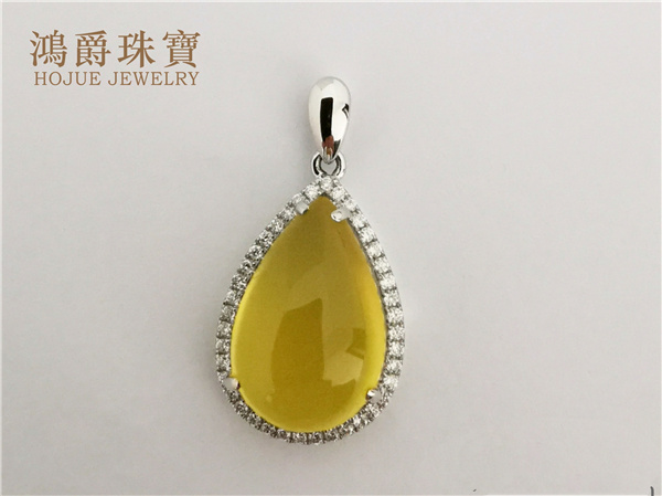 18K金葡萄石吊坠