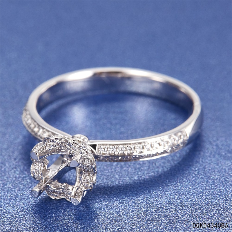 长沙市鸿爵贸易有限公司,长沙珠宝价格,铂金首饰,翡翠玉器店,K金,铂金,黄金,钻石