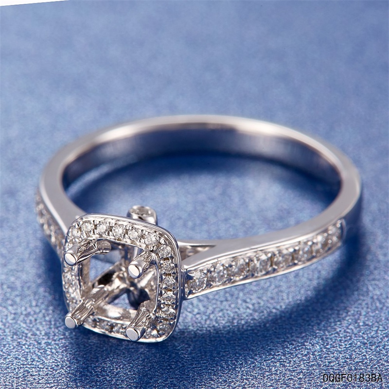 长沙市鸿爵贸易有限公司,长沙珠宝价格,铂金首饰,翡翠玉器店,K金,铂金,黄金,钻石